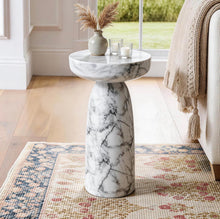 Cargar imagen en el visor de la galería, Marble Look Side Table
