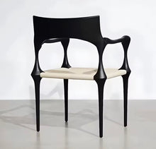 Cargar imagen en el visor de la galería, Gothic Dining Chair
