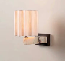 Cargar imagen en el visor de la galería, Bulgari Sconce
