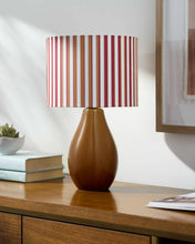 Cargar imagen en el visor de la galería, Loom Table Lamp
