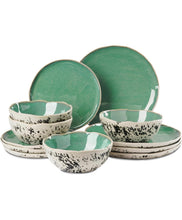 Cargar imagen en el visor de la galería, Green Glaze Dinnerware
