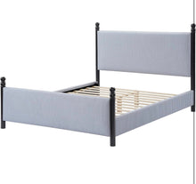 Cargar imagen en el visor de la galería, Black&amp;Blue Farmhouse Bed
