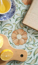 Cargar imagen en el visor de la galería, Blue Spring Table Cover
