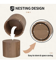 Cargar imagen en el visor de la galería, Circle Oak Nesting Tables
