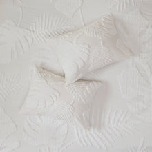 Cargar imagen en el visor de la galería, Tropical Chenille Cotton Coverlet

