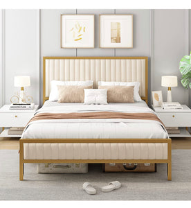 Gold and Ivory Plataform Bed