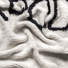 Cargar imagen en el visor de la galería, Alphabet Cotton Rug in White
