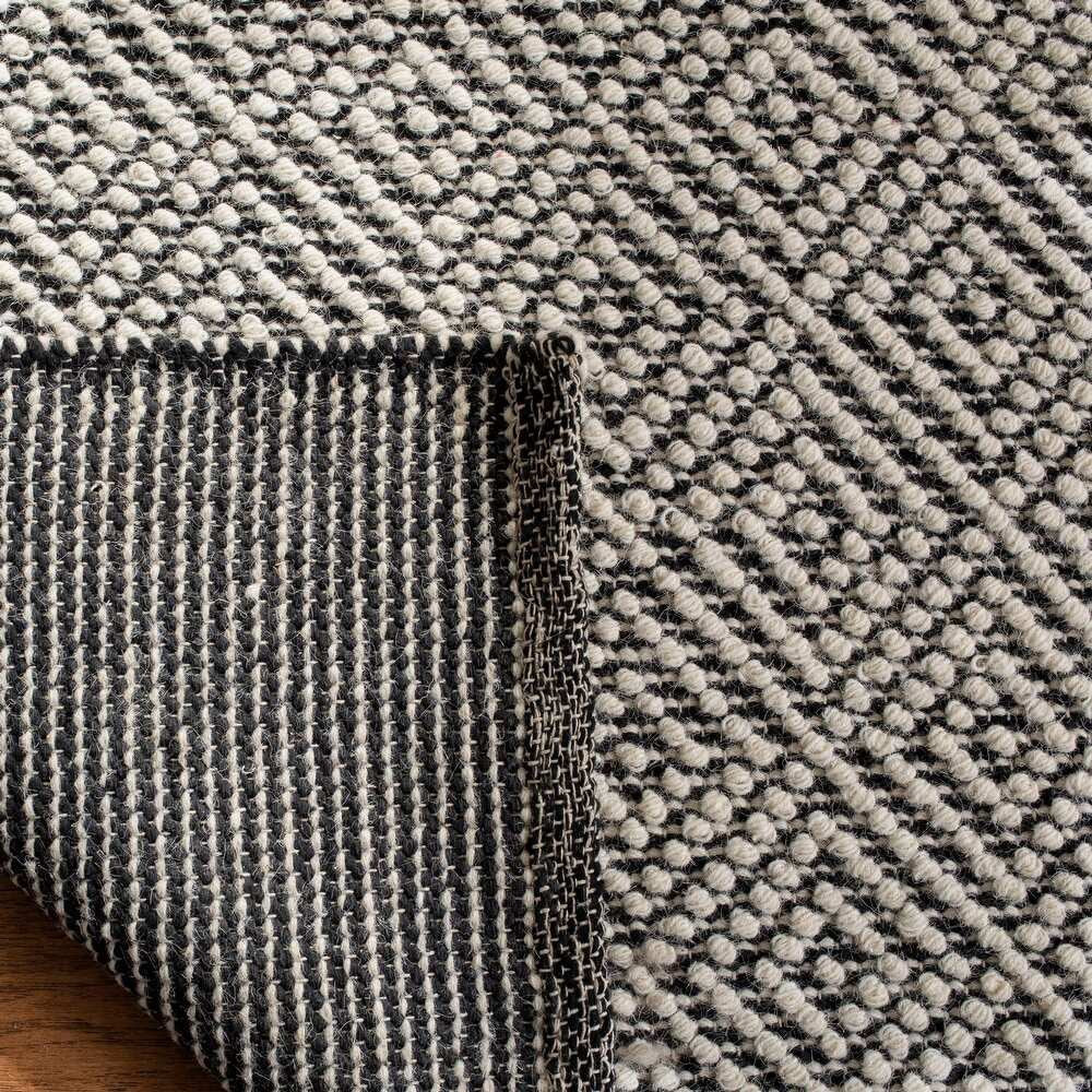 Wool Diamond Rug – Final Touch Deco